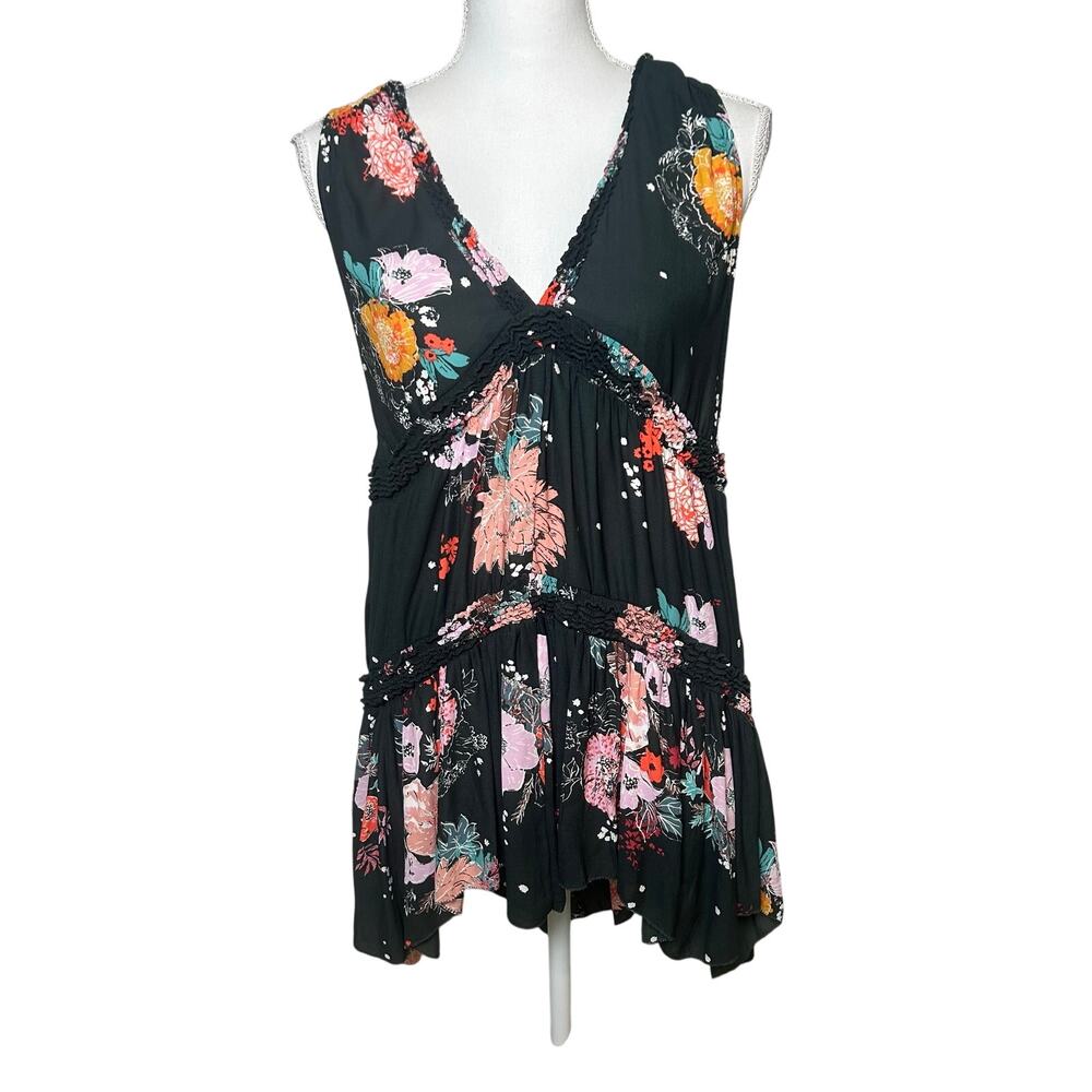 Free People‎ Haze Floral tiered tunic Black and pink tank size S